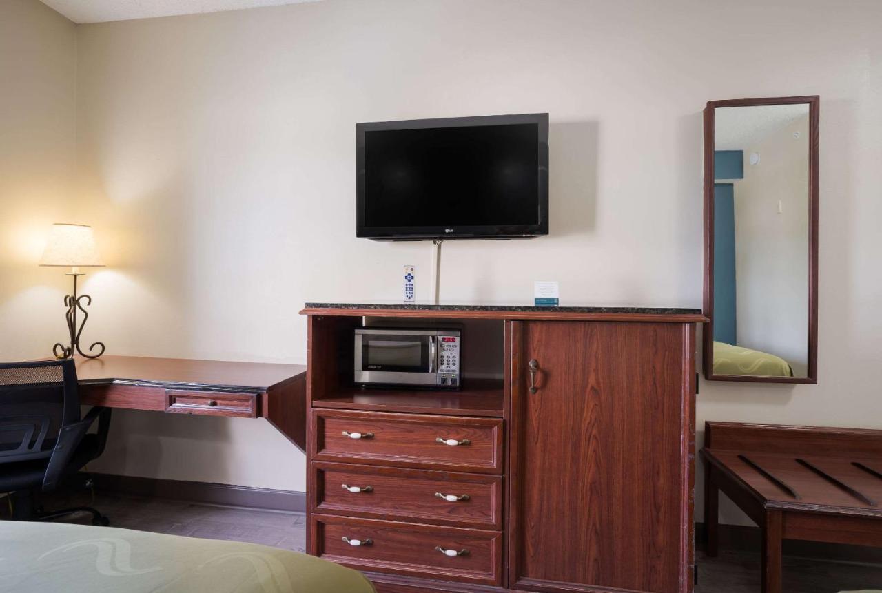 Quality Inn Wilmington Bagian luar foto