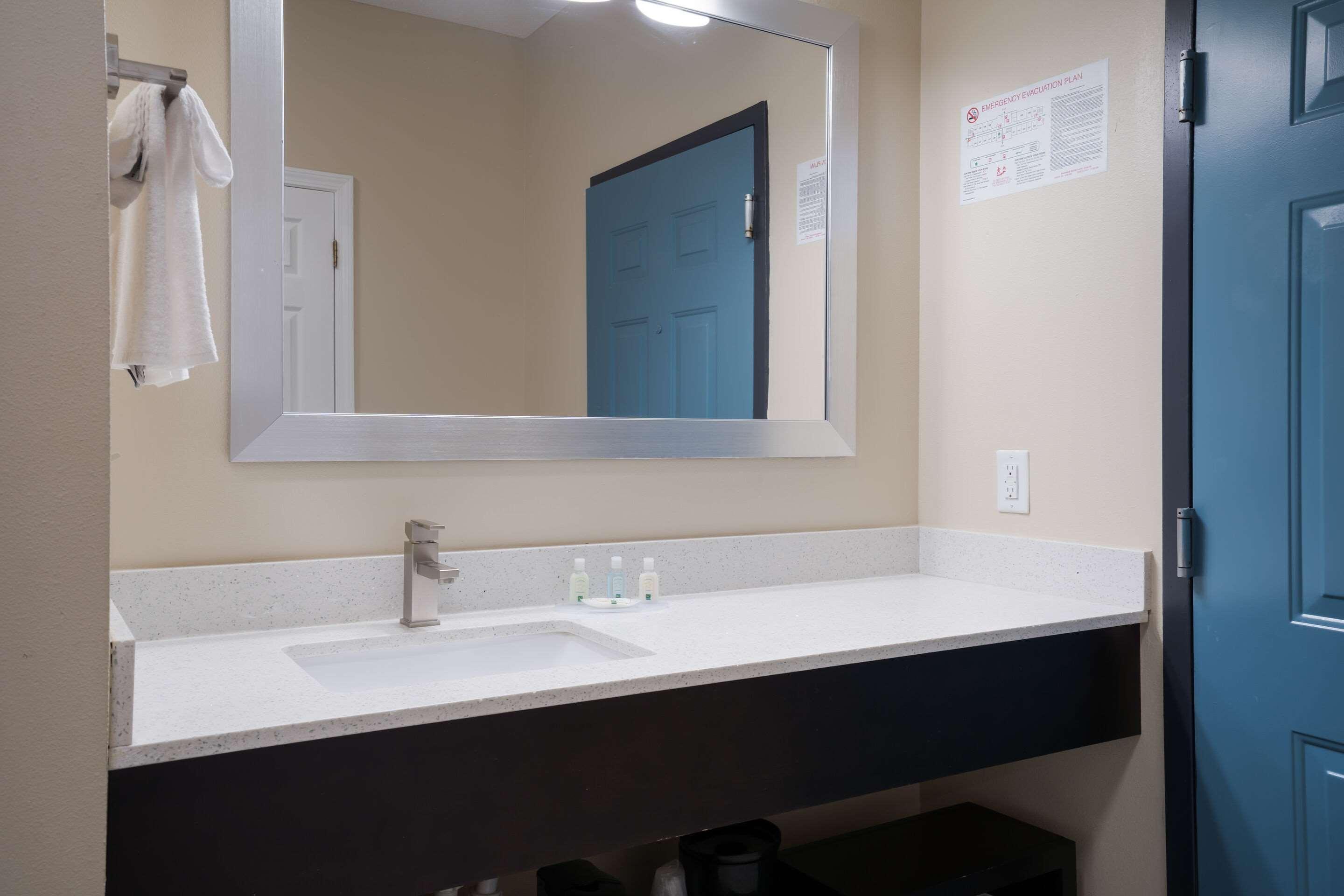 Quality Inn Wilmington Bagian luar foto