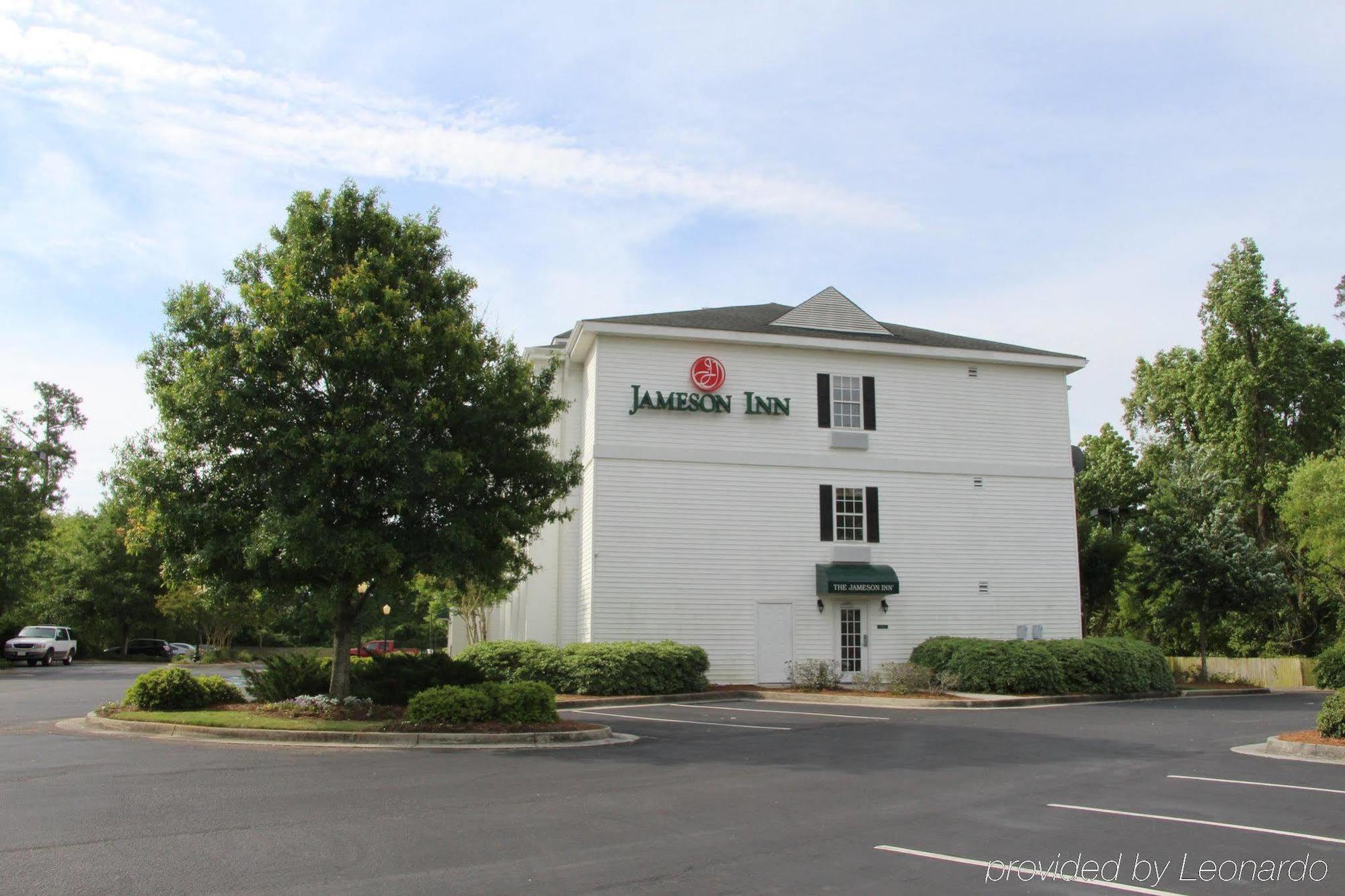 Quality Inn Wilmington Bagian luar foto
